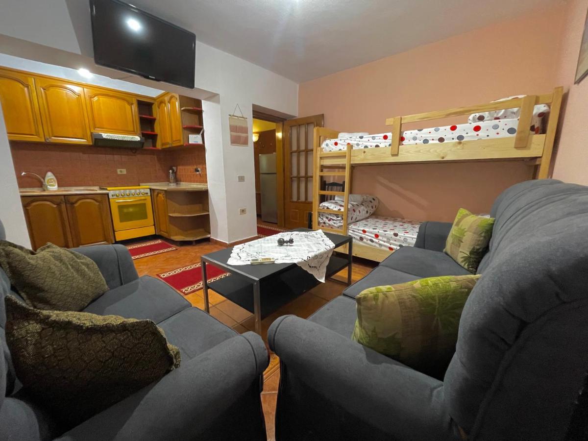 Main Square Tirana Apartment Екстер'єр фото